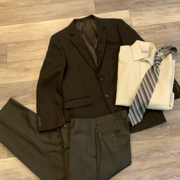 Andrew Fezza sport coat. Size 42R. Adding the three other pieces. - Picture 1 of 7